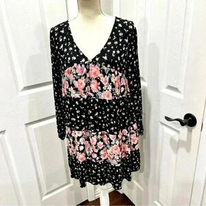 Live to be spoiled floral tired long sleeve mini dress size: L
